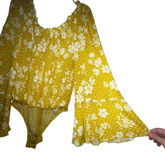 Free People One On One Date Bodysuit Marigold Combo Top Bell Sleeve MED - Picture 7 of 10